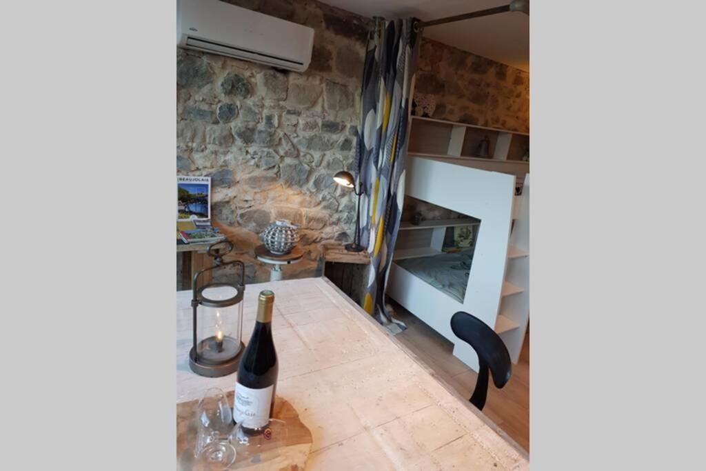 L'Idyllique - Studio Prive Sous Maison Saint-Didier-sur-Beaujeu Exteriör bild