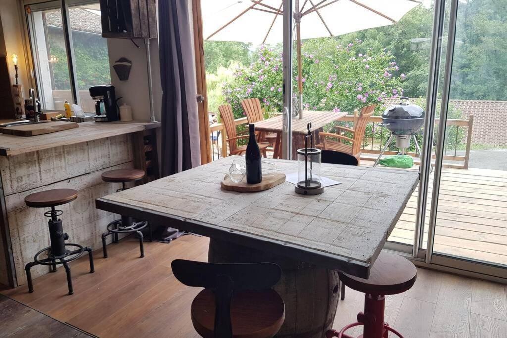 L'Idyllique - Studio Prive Sous Maison Saint-Didier-sur-Beaujeu Exteriör bild