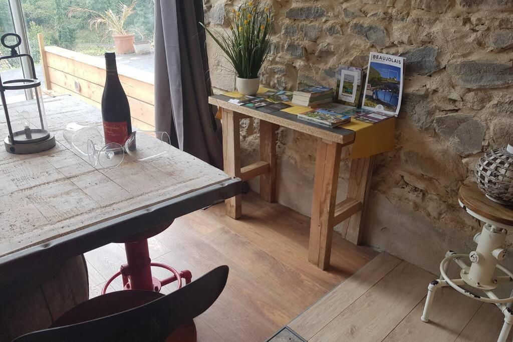 L'Idyllique - Studio Prive Sous Maison Saint-Didier-sur-Beaujeu Exteriör bild