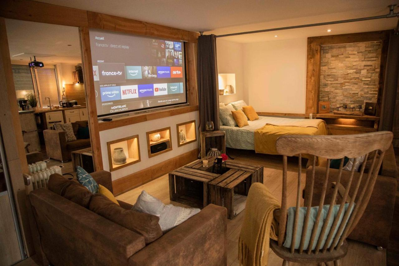 L'Idyllique - Studio Prive Sous Maison Saint-Didier-sur-Beaujeu Exteriör bild